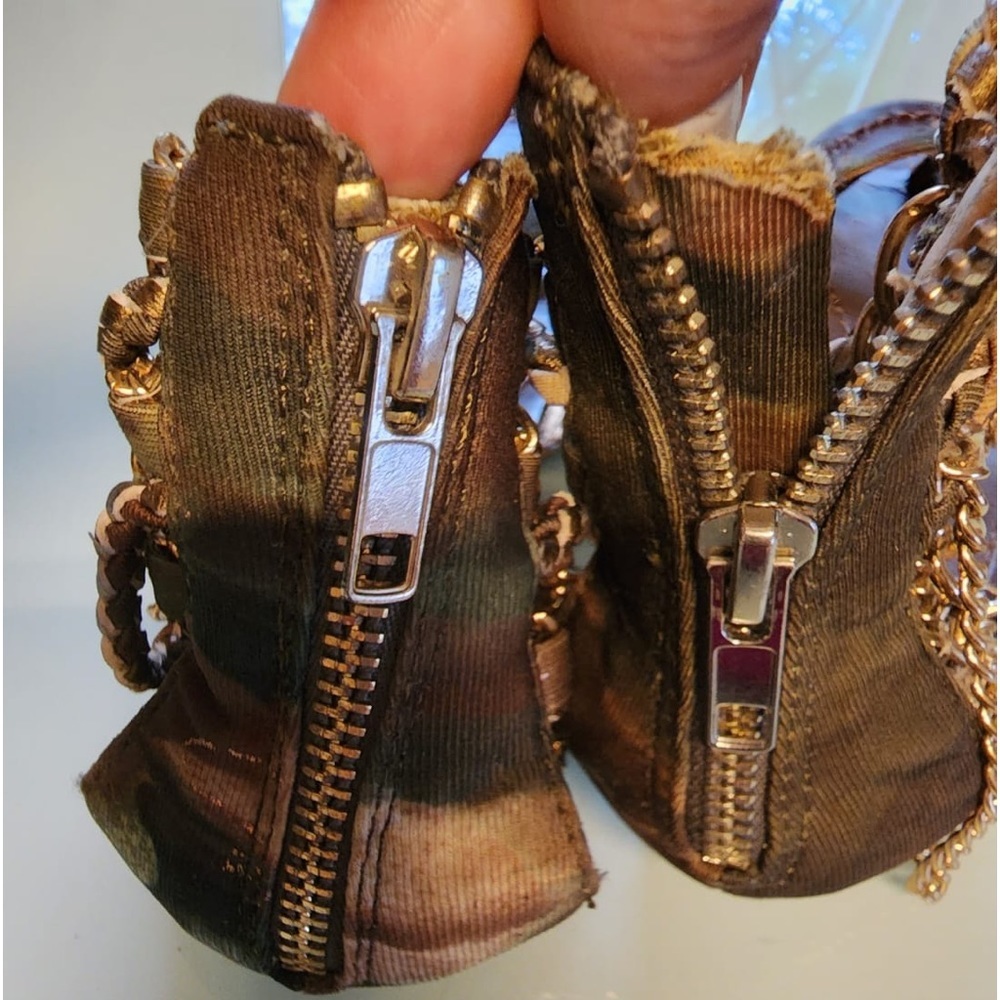 Zigi girl sandal/slipper size 6 - Picture 3 of 5
